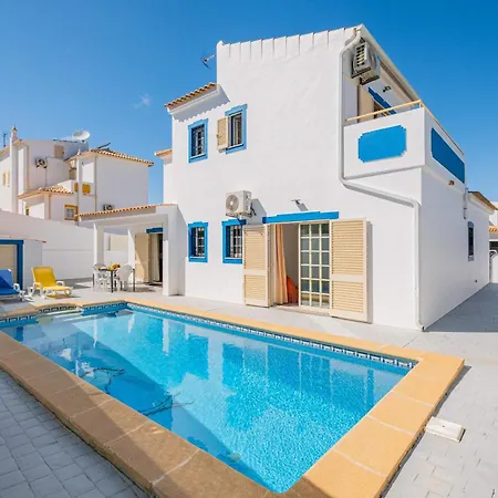 Villa Naomi - Large Garden And Terrace