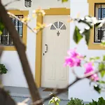 Naomi - Large Garden And Terrace Vila