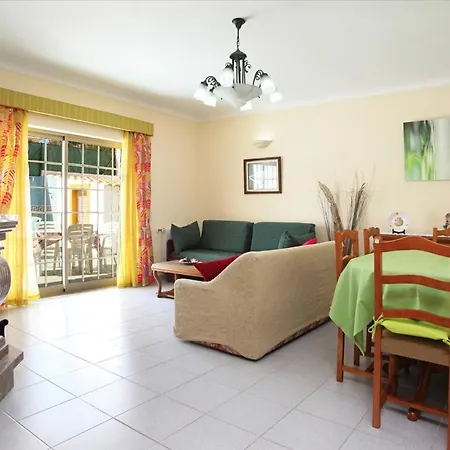 Naomi - Large Garden And Terrace Албуфейра